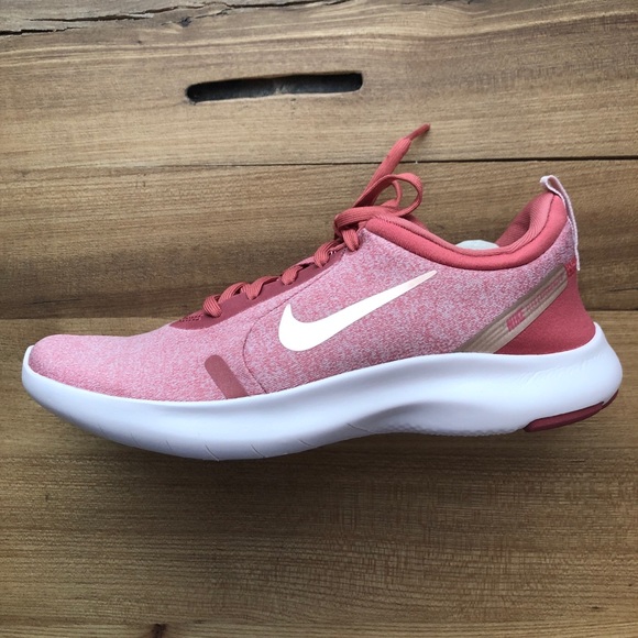 Nike Shoes - Nike Flex Experience RN 8 Light Redwood / Metalic